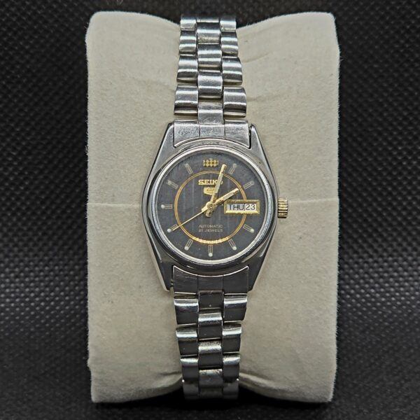 2026/07/3078-scaled.jpg Seiko 5 Automatic Black Dial with Gold Accents