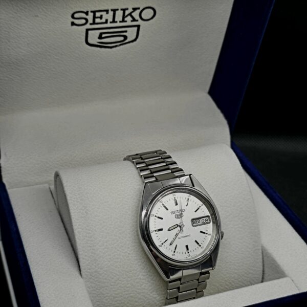 2026/07/5878-3-scaled.jpg Seiko 5 Railway White Dial
