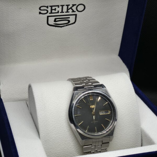 2026/08/5885-scaled.jpg Seiko 5 Cushion Case Black Dial
